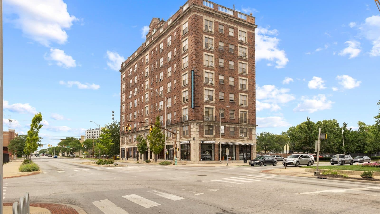 Piccadilly Apartments